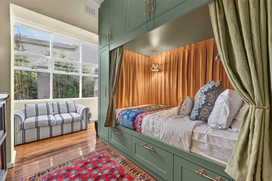 2 Bedroom Property for Sale in Gardens Western Cape